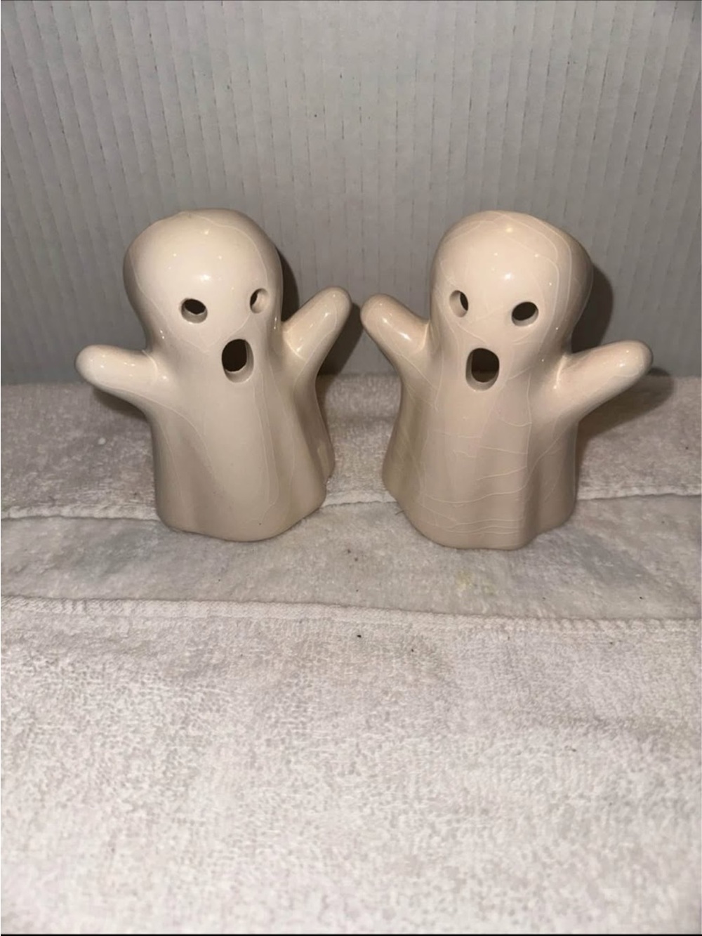 Halloween Ceramic Ghost Figurine set of 2 with tea lights